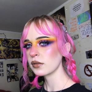 Meet your Posher, Jewel